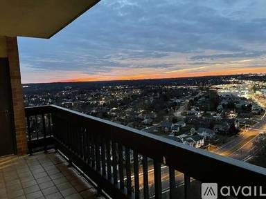 Main picture of Skyline Square Condominiums