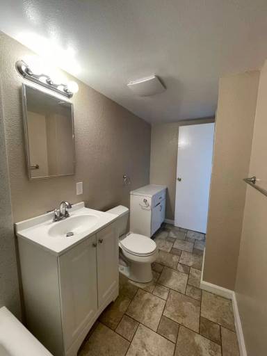 Main picture of Courtyard Plaza Apartments