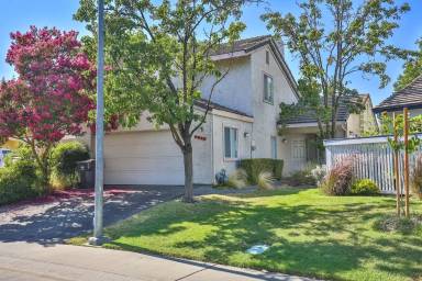 Main picture of 2056 Imperial Ave