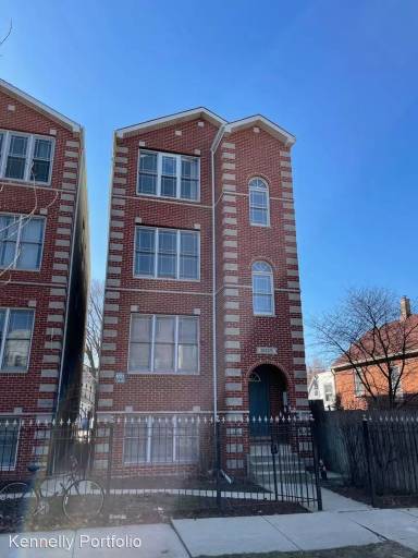 Main picture of 2035 W Huron St