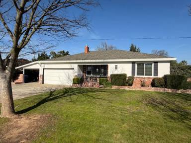 Main picture of 1421 Castec Dr