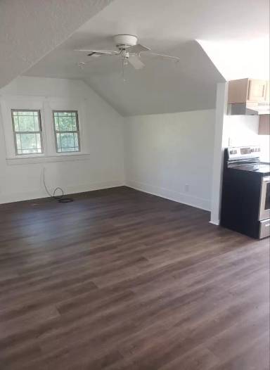 Main picture of 401 E Osage Ave