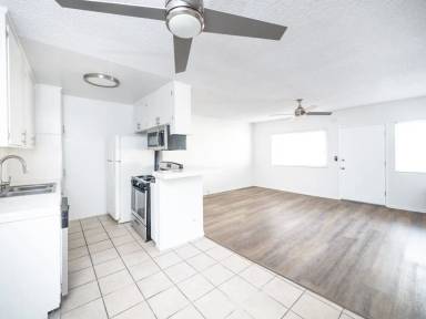 Main picture of 1166 Crenshaw Blvd