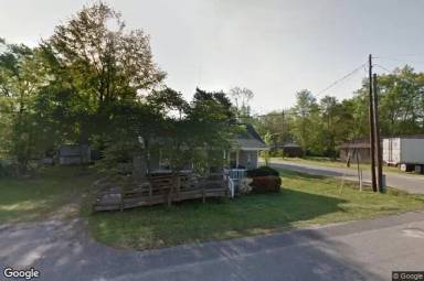 Main picture of 695 S Monmouth Ave