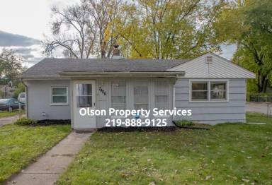 Main picture of 7406 Walnut Ave