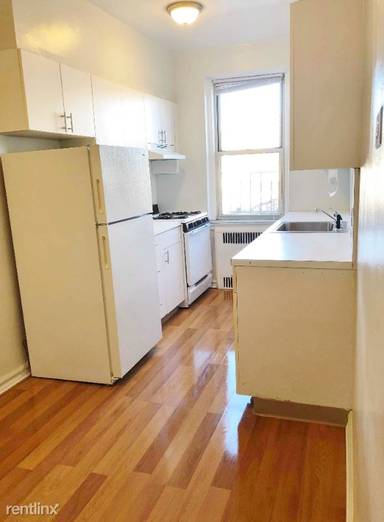 Main picture of 63 109 Saunders St