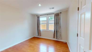 Main picture of 1101 Laurel Ave