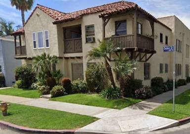 Main picture of 7806 Rosewood Ave