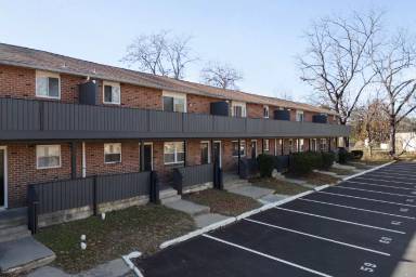 Main picture of Pine Meadows Apartments