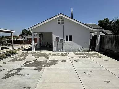 Main picture of 6496 Chadbourne Ave