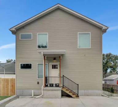 Main picture of 1337 S 10th St