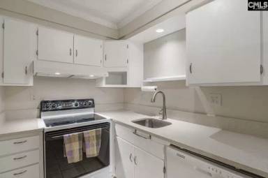Main picture of Middleborough Condominium