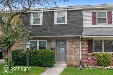Main picture of 92 Orchard Ct
