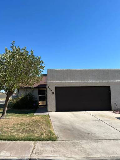 Main picture of 1559 W Hillside Pl