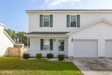 Main picture of 201-207 Winners Cir S