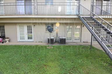 Main picture of 403 W 9th St
