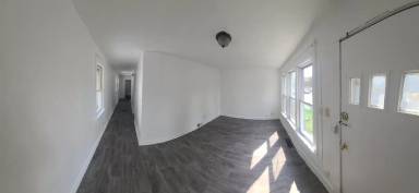 Main picture of 1522 S Union St