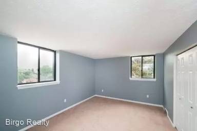 Main picture of 633 Orchard Ave