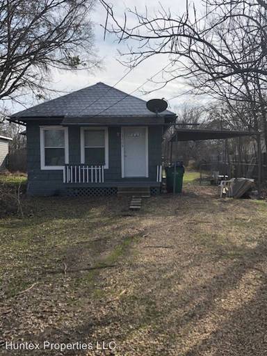 Main picture of 3009 Poplar St