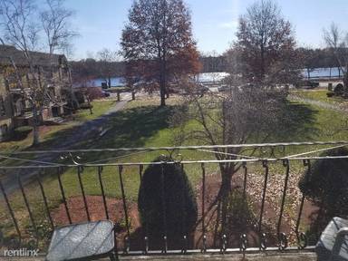Main picture of 297 Pawtucket Blvd