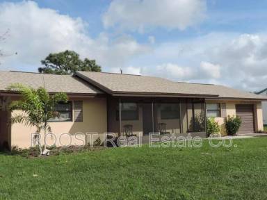 Main picture of 1571 Charles Blvd NE