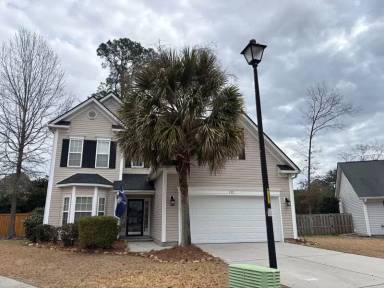 Main picture of 112 Salinas Ct