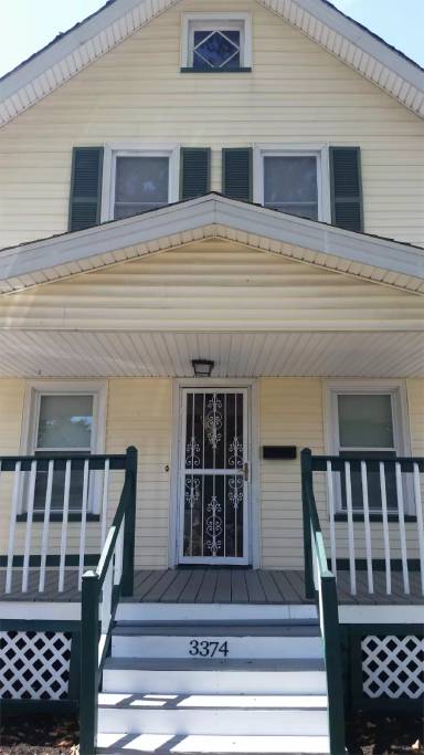 Main picture of 3374 W 88th St
