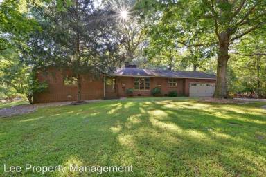 Main picture of 808 Calthrop Neck Rd