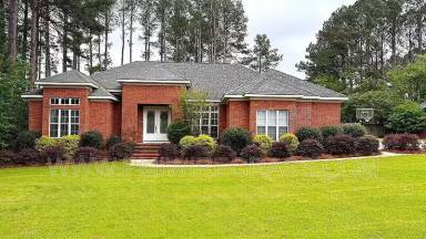 Main picture of 201 Piccadilly Ln