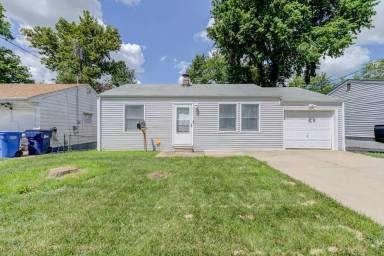 Main picture of 6119 Garfield Ave