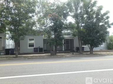 Main picture of 3704 Walnut St