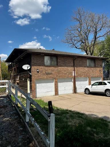 Main picture of 2220 C St