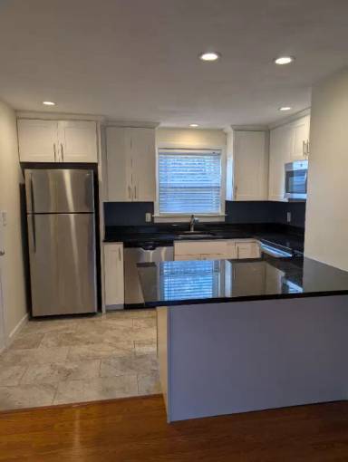 Main picture of Edwards Street - 3