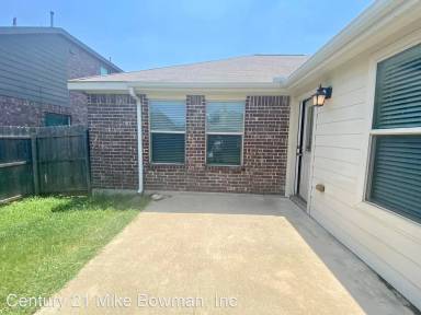 Main picture of 1304 Zanna Grace Way
