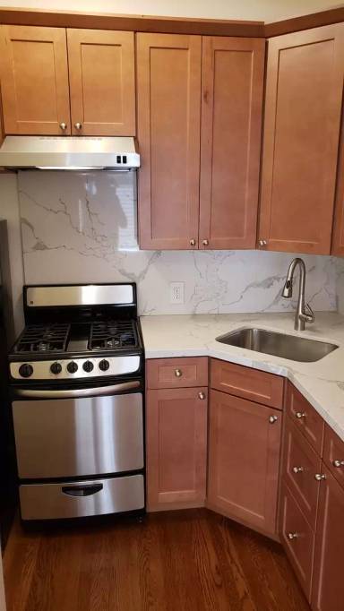 Main picture of 1216 Taylor St