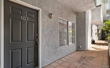 Main picture of 10925 Blix St
