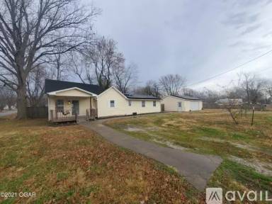 Main picture of 519 Webb St