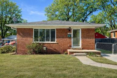 Main picture of 24031 Meadowlark St