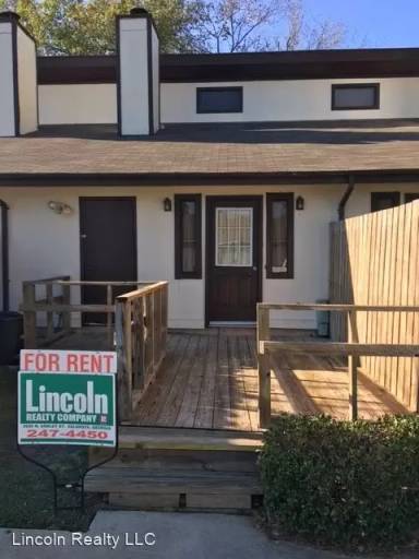 Main picture of 2740 Tyndall Dr