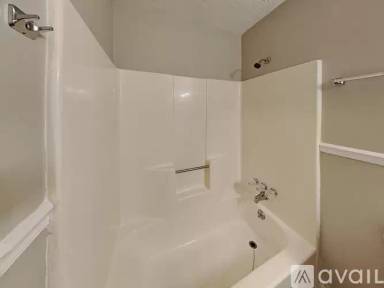 Main picture of 8457 Kendrick Rd
