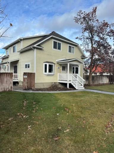 Main picture of 332 Roosevelt St