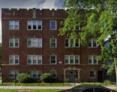 Main picture of 7549 S Kenwood Ave