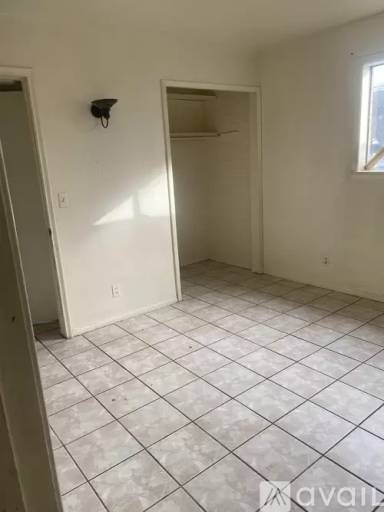 Main picture of 1445 W 7th Ave