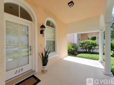 Main picture of 229 Poinciana Dr
