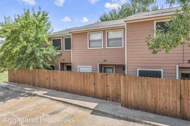Main picture of 2807 Wildflower Dr