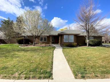 Main picture of 1545 N Ellington Way