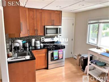 Main picture of 110 Thurston St