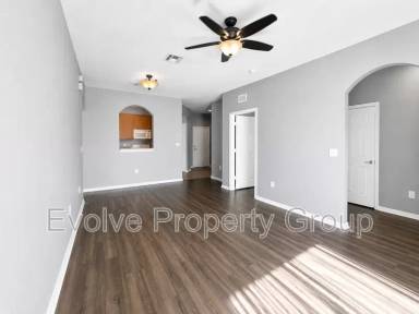 Main picture of 8775 Sartori St