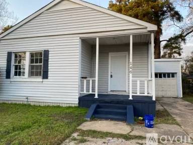 Main picture of 124 E Wyandotte St