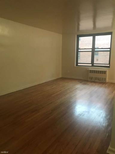 Main picture of 1545 Rhinelander Avenue Apartments